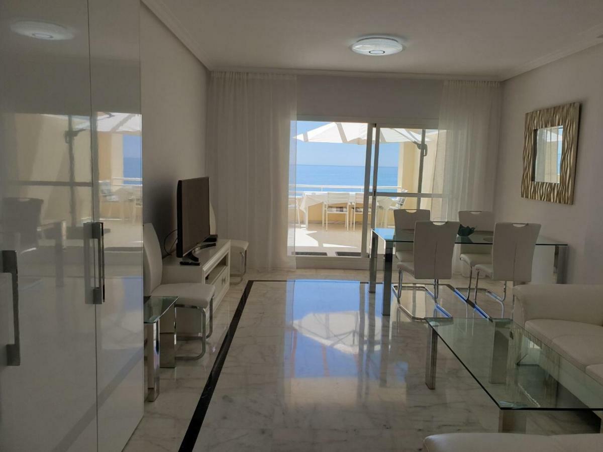 Magnifico Sea View Apartment Costa Del Sol เบนัลมาเดนา ภายนอก รูปภาพ